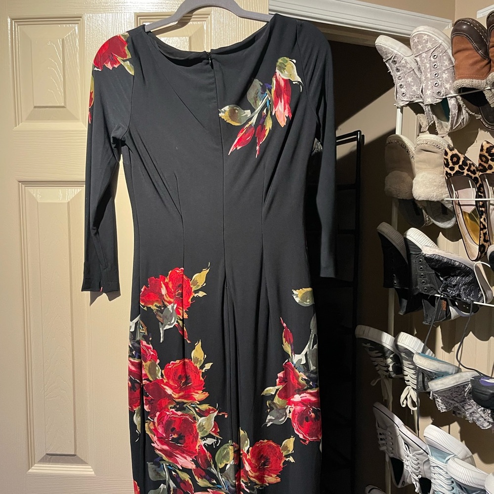 Beautiful dress can be worn daytime or evening